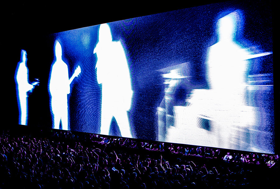 ’The house shakes…’