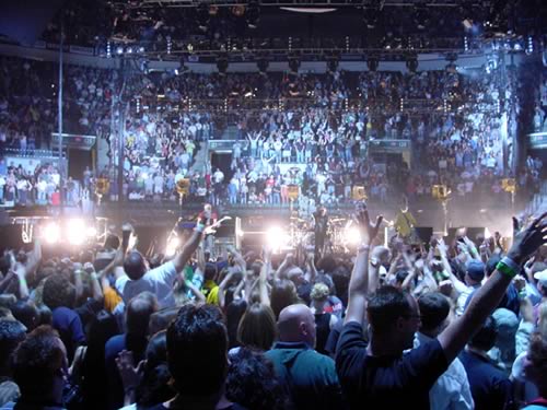 U2 Lift Spirits High and Wide Hollywood Reporter