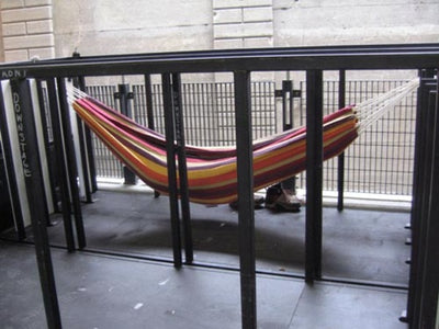 Crew Member At Rest, Vertigo 2005
