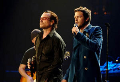 Brandon Flowers from The Killers joins U2in Las Vegas for 'In A Little While', Vertigo 2005