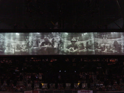 Fans on screen, Vertigo 2005