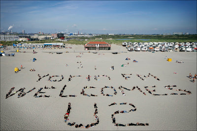 Fans welcome U2 to Holland