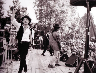 Performing in San Francisco, Joshua Tree Tour