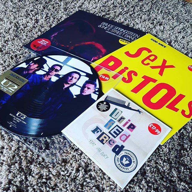 U2 The Joshua Tree 7LP Super Deluxe Box Set (with – U2.com