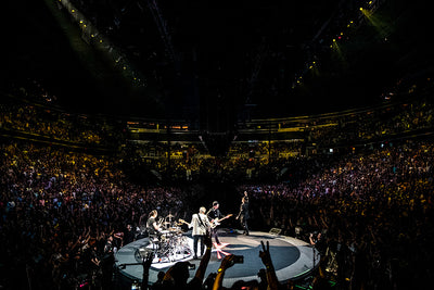 On the e-stage...