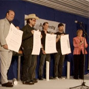 Vertigo Tour - South America - Amnesty International's Ambassador of Conscience award to U2