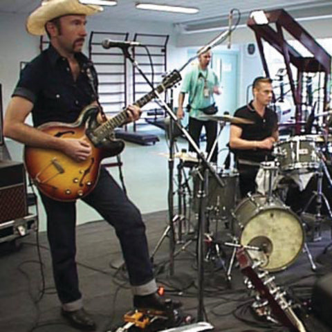 Behind the Scenes with the band on the Pop Mart tour